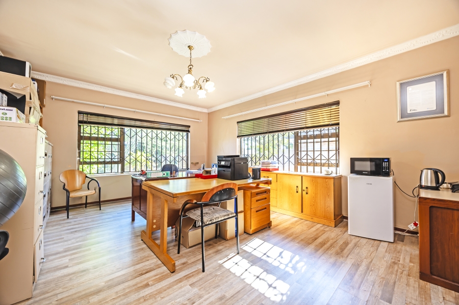 4 Bedroom Property for Sale in Rouxville Western Cape
